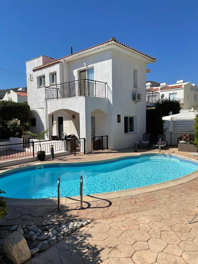 Villa Laurel Peyia Buitenkant foto